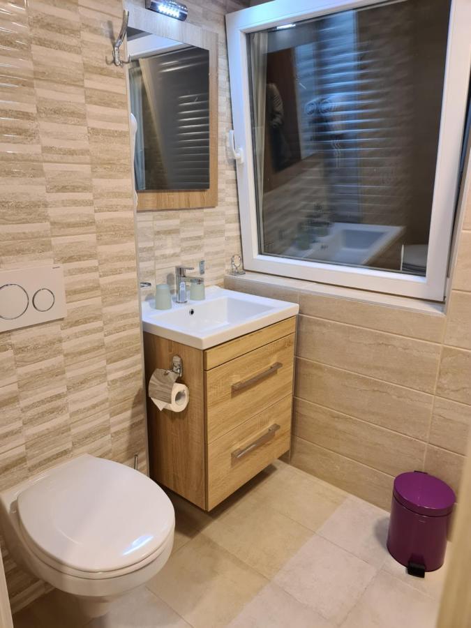 Helvetia Hotel Seewen  Екстериор снимка