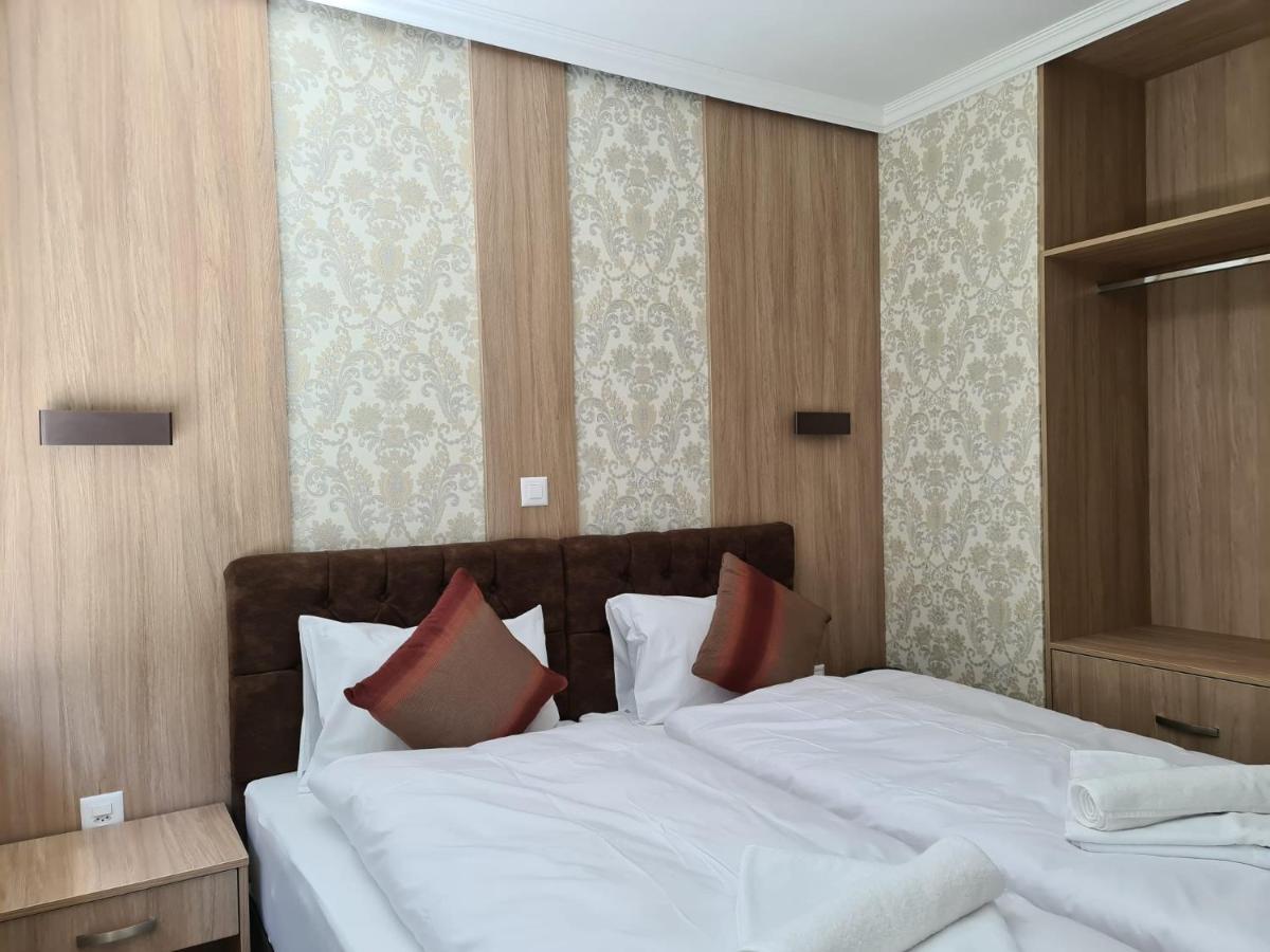 Helvetia Hotel Seewen  Екстериор снимка